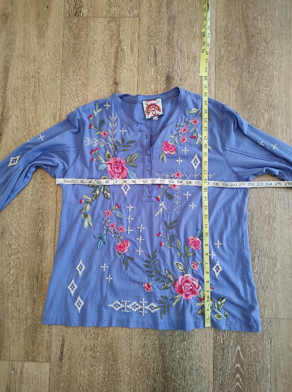 Johnny Was Raw Seam Catia Embroidered Henley Blue Long Sleeve Top Floral Large - Picture 11 of 15